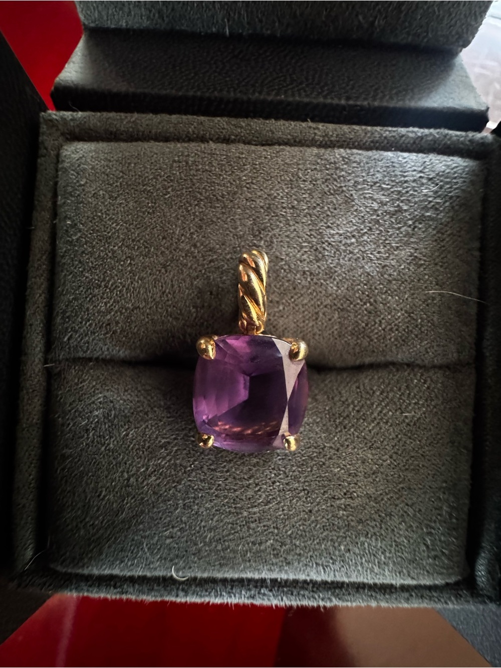 David Yurman 18K Yellow Gold Marbella
Amethyst Pendant | 12mm Faceted Purple
Ame - Picture 11 of 14